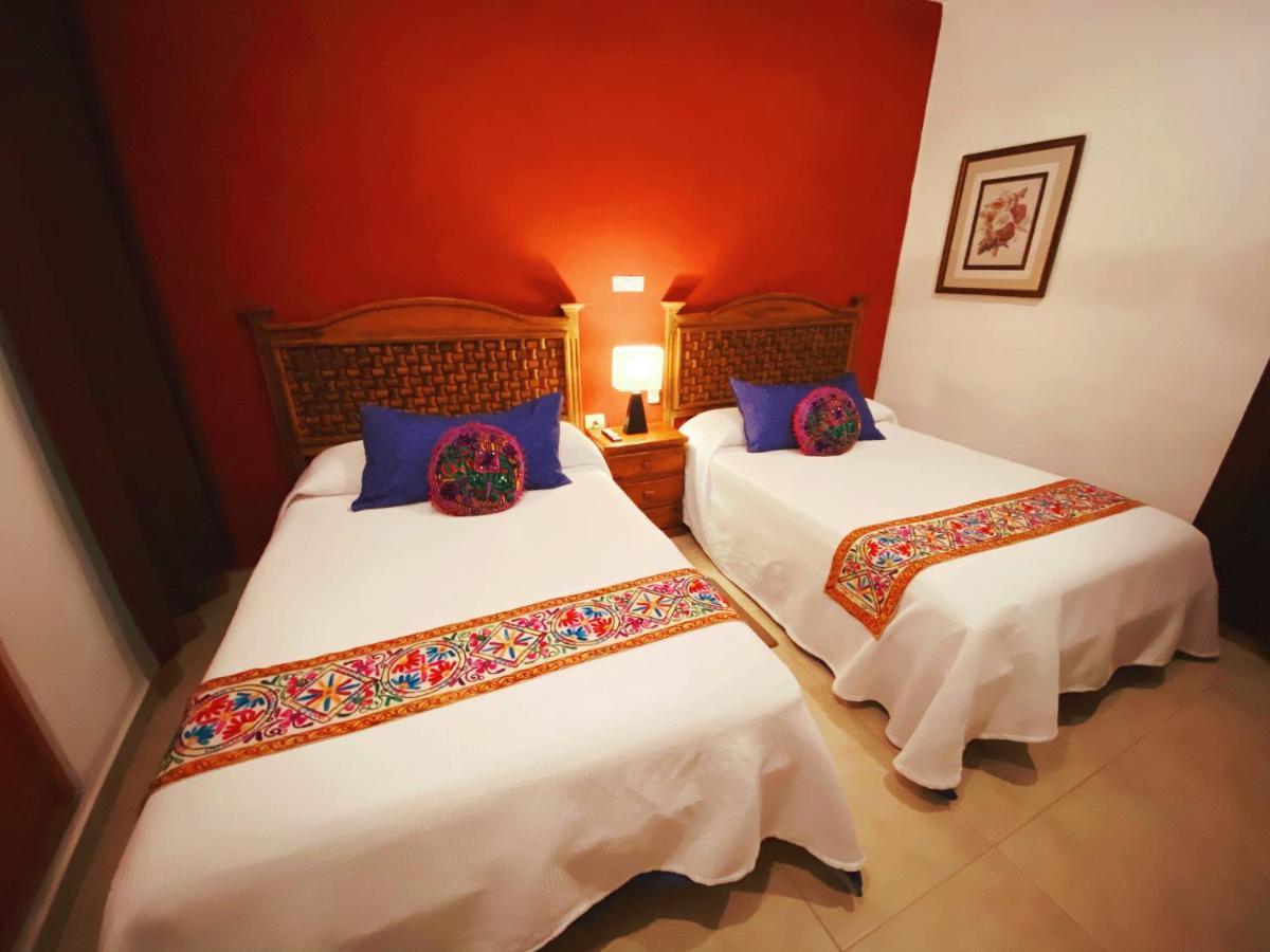 Hotel Real Colonial Valladolid  Dış mekan fotoğraf